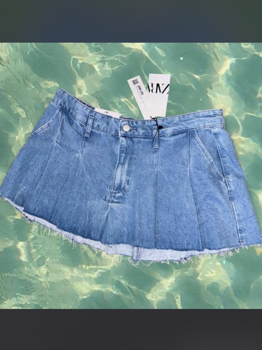 Zara NWT Denim Raw Hem Mini Skirt XL